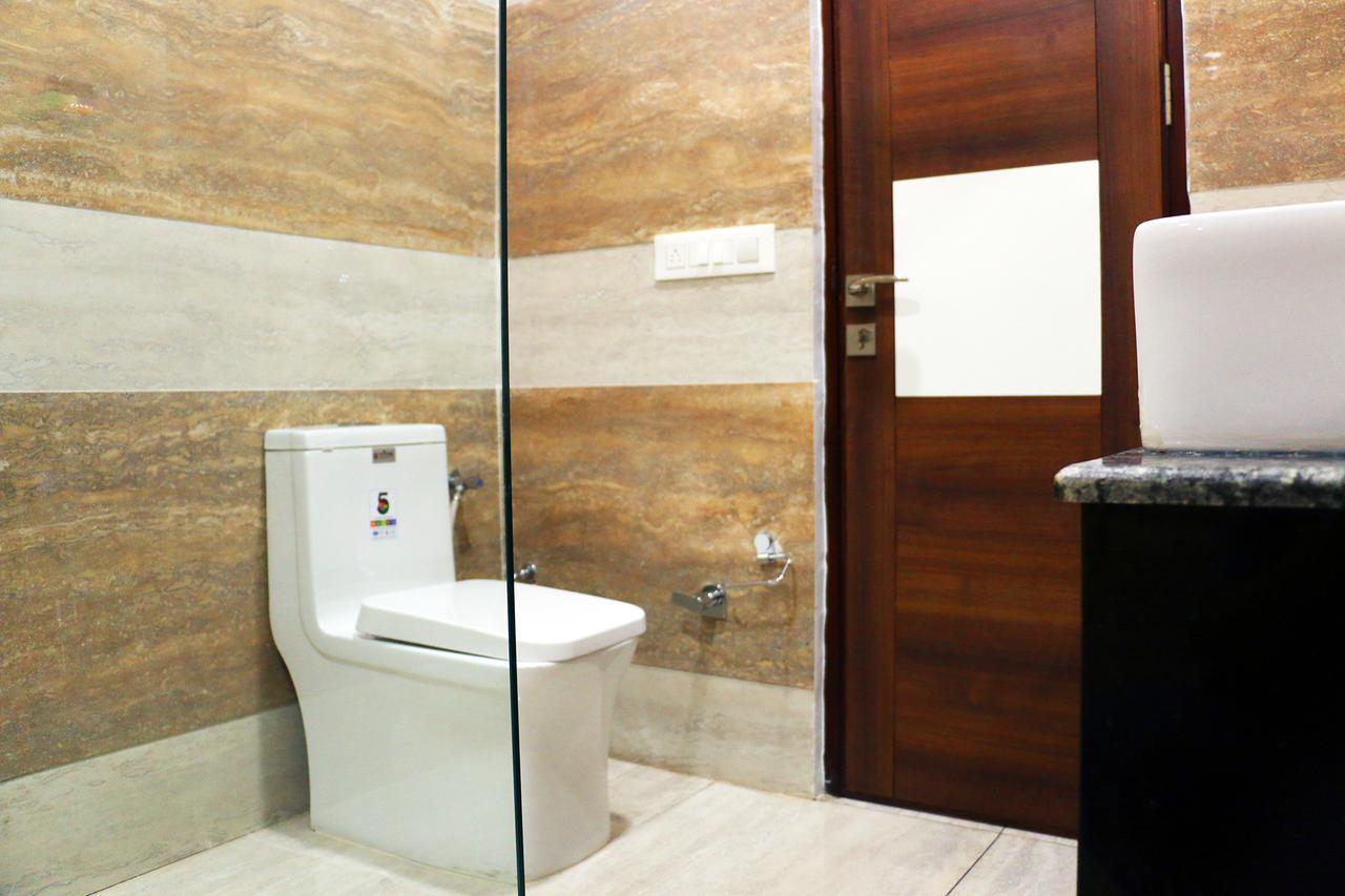 Hotel Neelam Moga Ludhiana Exterior foto
